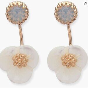 NWT - Lonna & Lilly Gold and White Flower Earrings